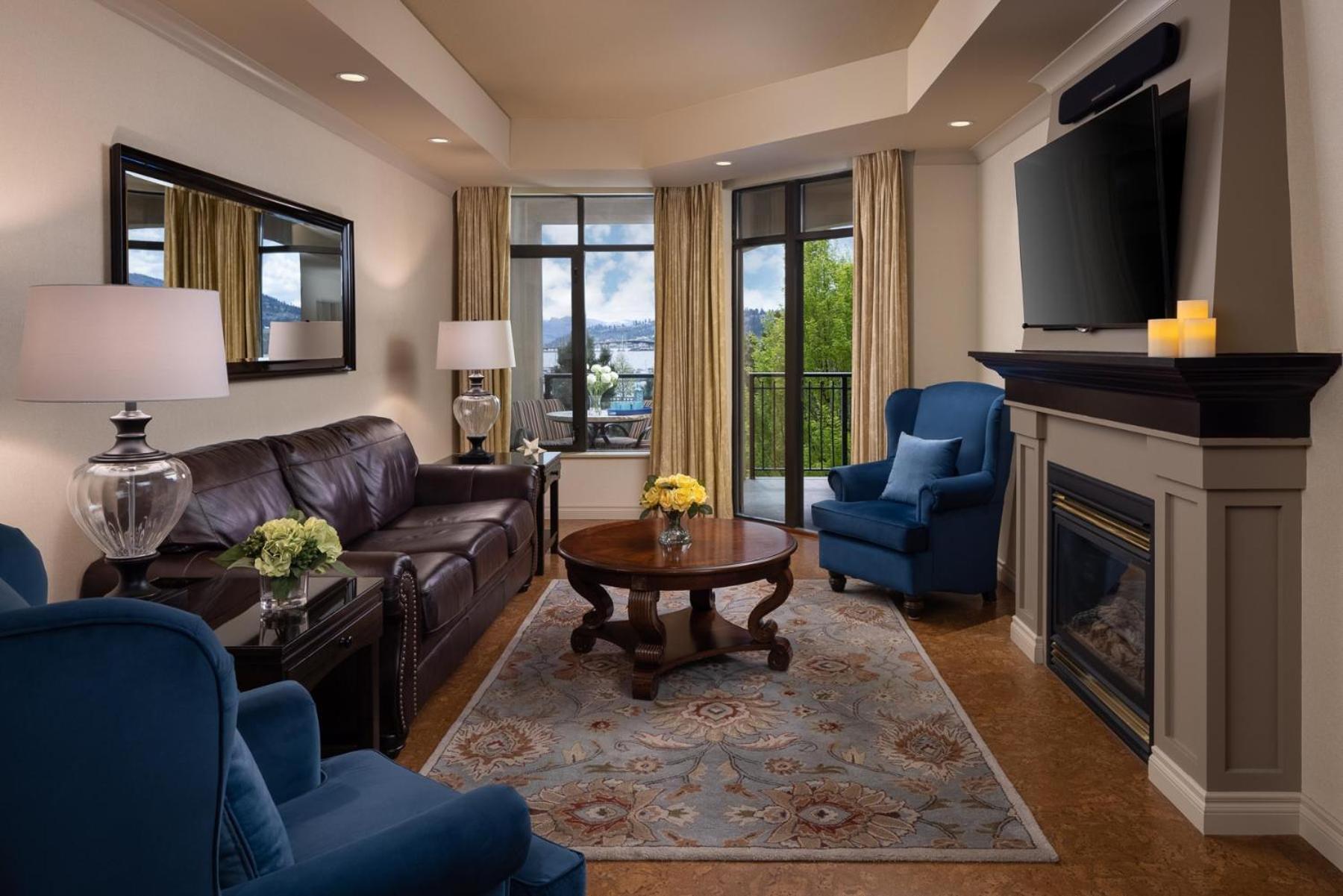 The Royal Kelowna - Bellstar Hotels & Resorts Esterno foto